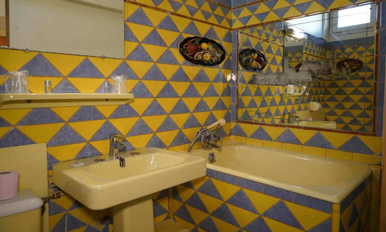 Hotel Peron マルセイユ エクステリア 写真