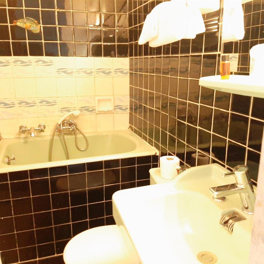 Hotel Peron マルセイユ エクステリア 写真